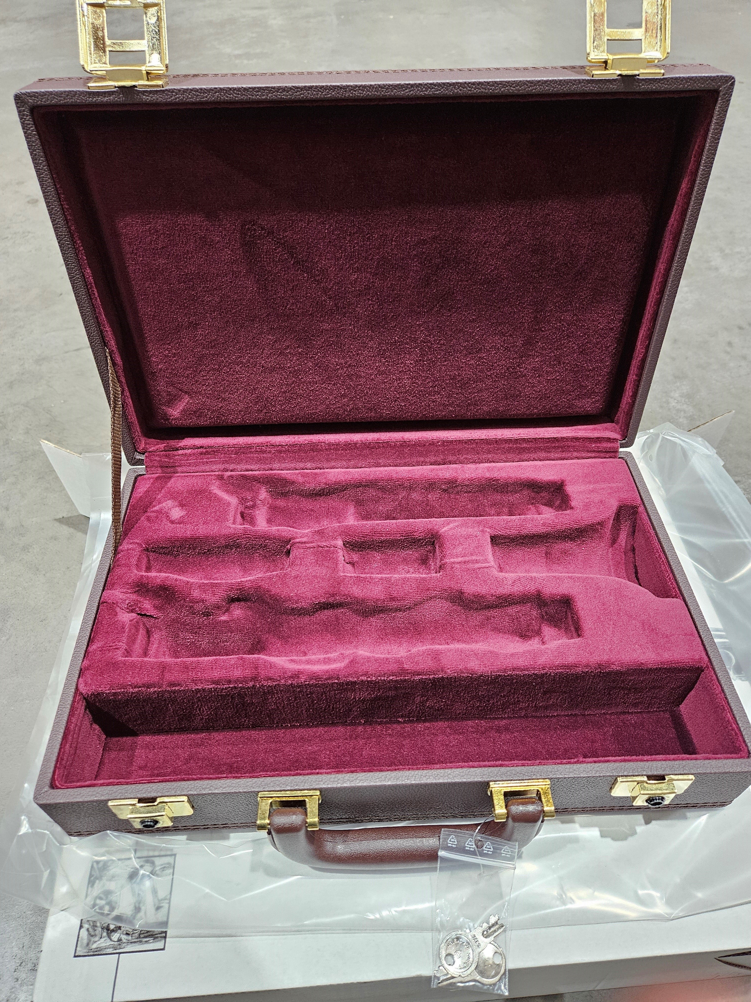 Buffet Crampon E11 Case for A clarinet - Image 2