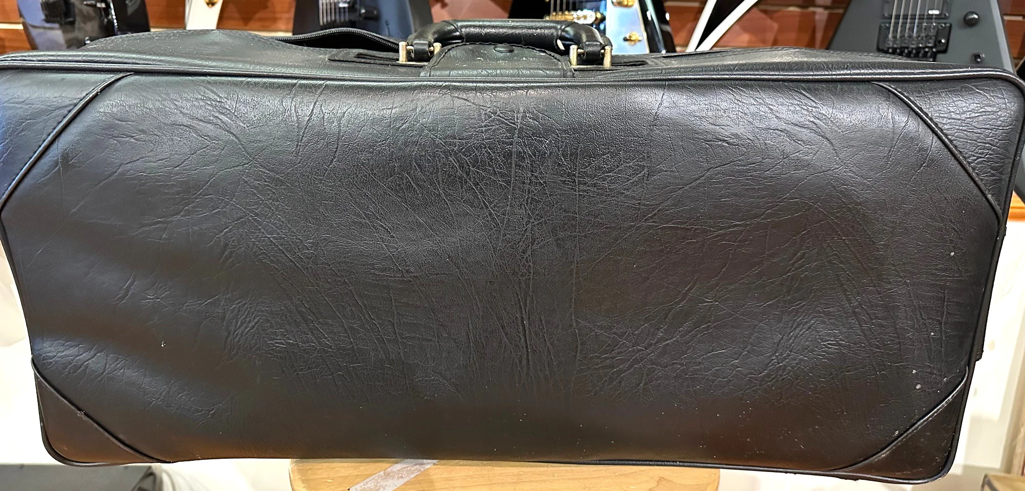 Used Selmer Vanguard Alto Sax Case - Image 2